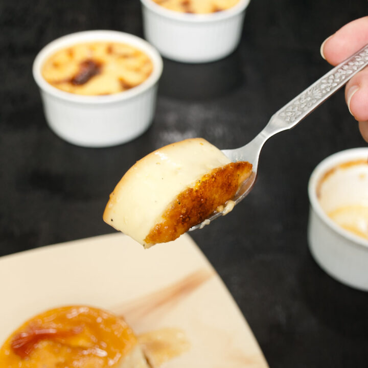 18 Desserts Prepared in Ramekins