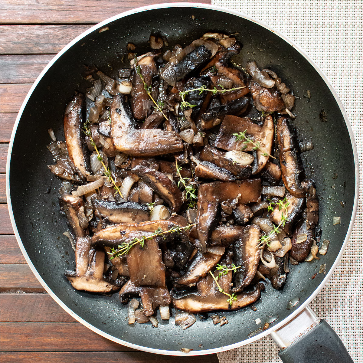 Portobello thyme mushrooms