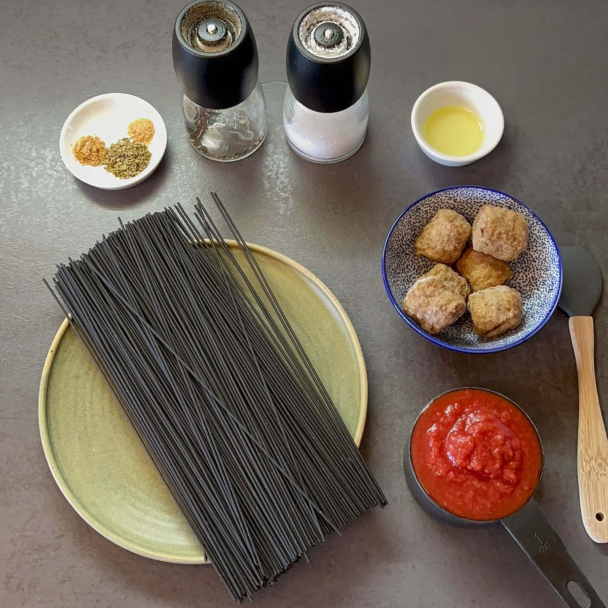 Black Spaghetti with Meatballs (Halloween Special)