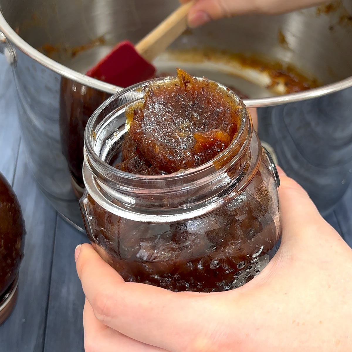 fill jar with jam
