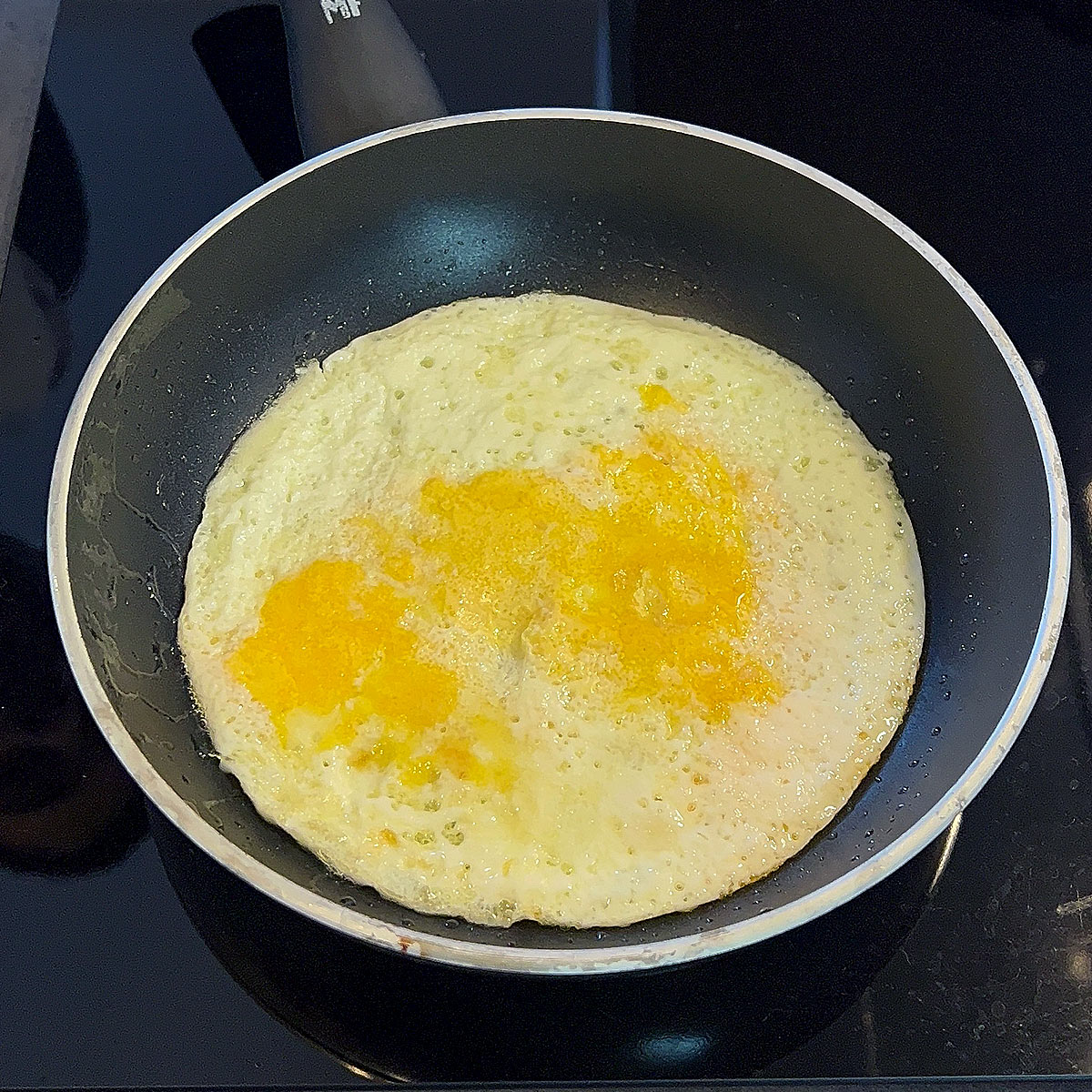 fry eggs