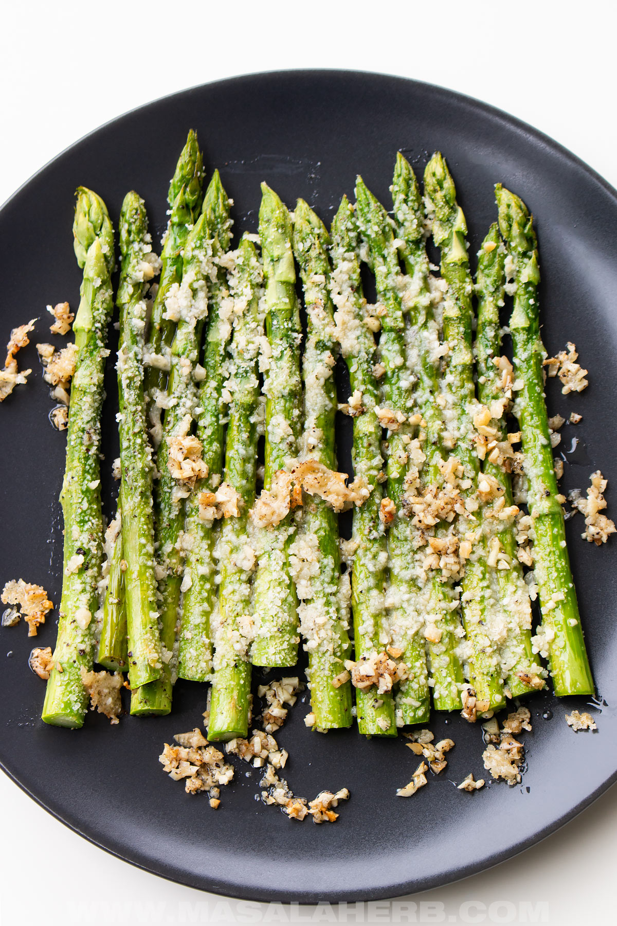 Asparagus with parmesan topped