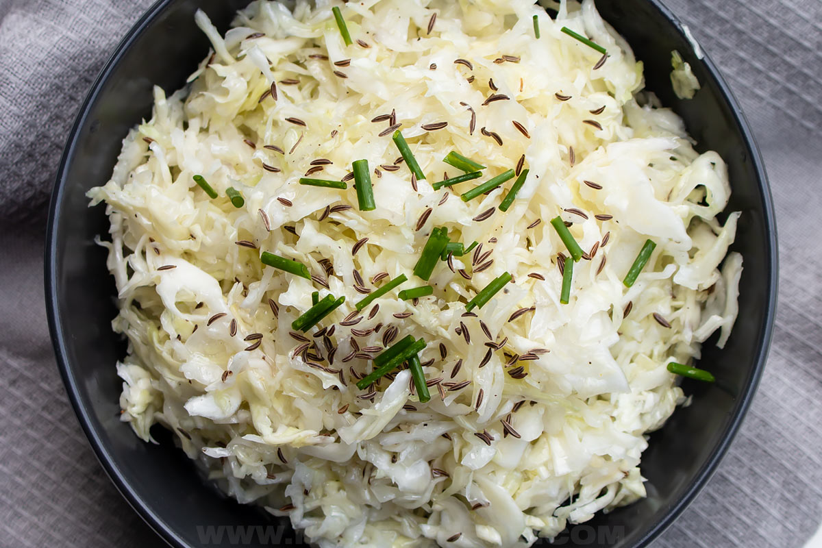 coleslaw with carraway seeds