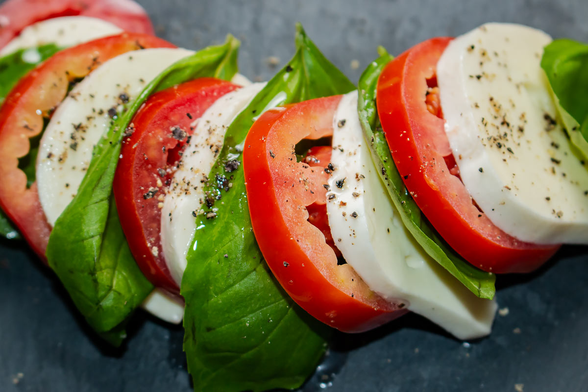 tomato mozzarella basil salad