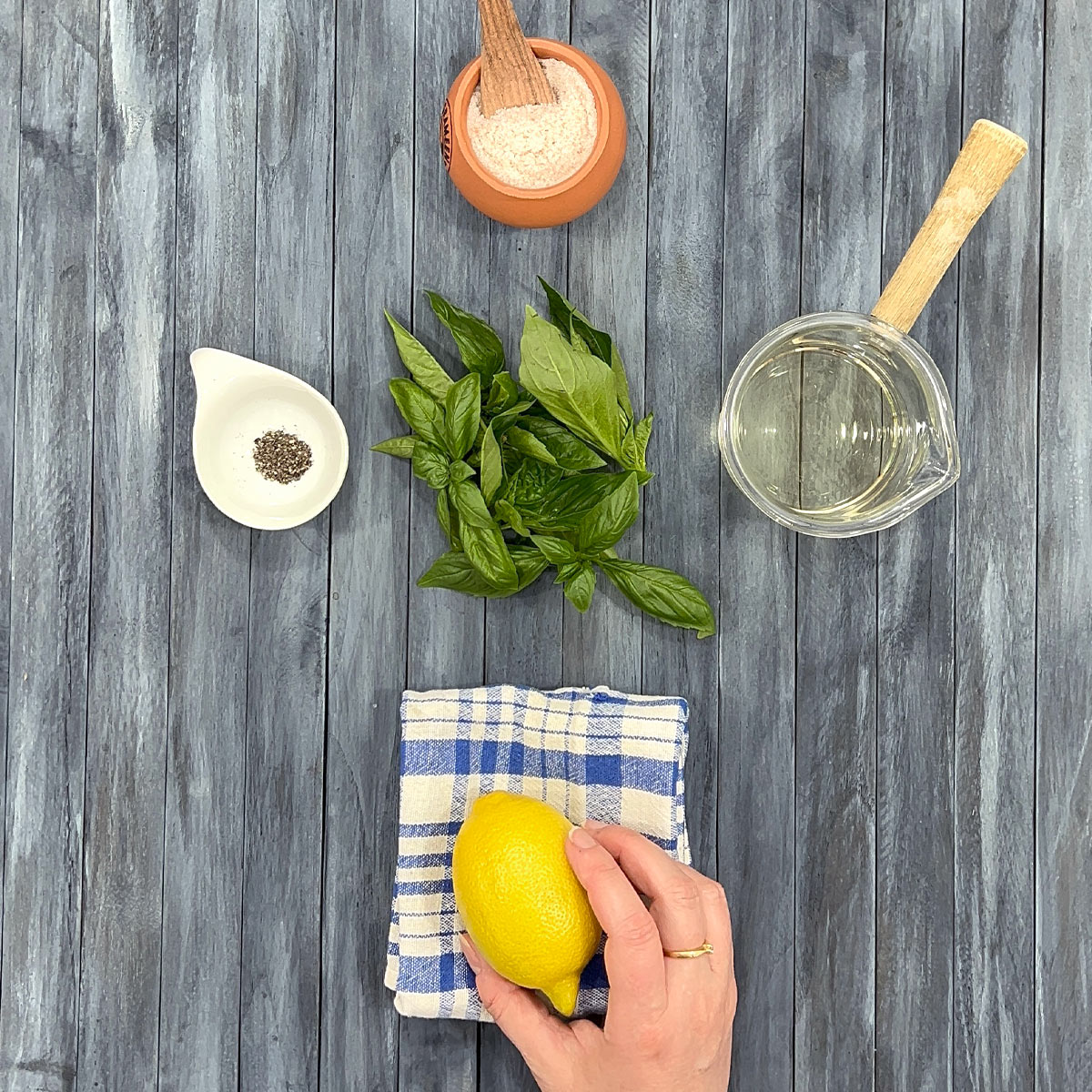 Lemon Basil Vinaigrette Dressing Ingredients