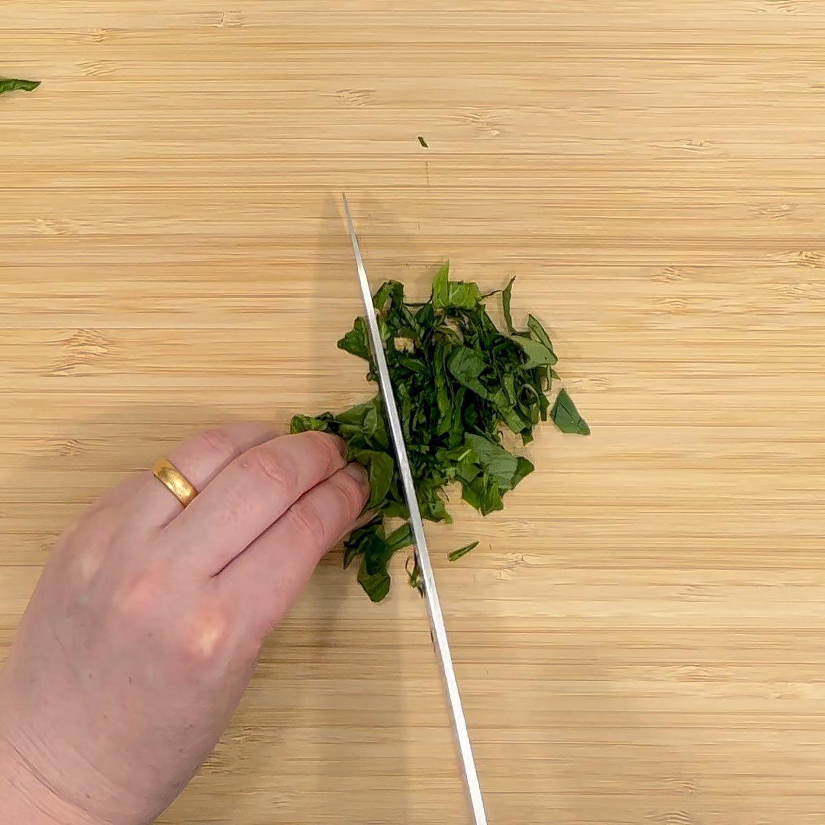 chop basil