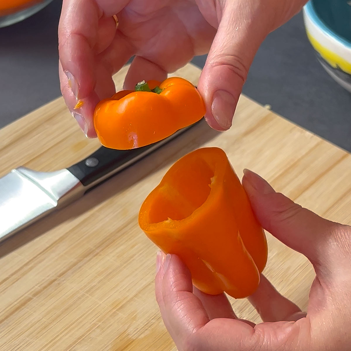 cut top of the pepper