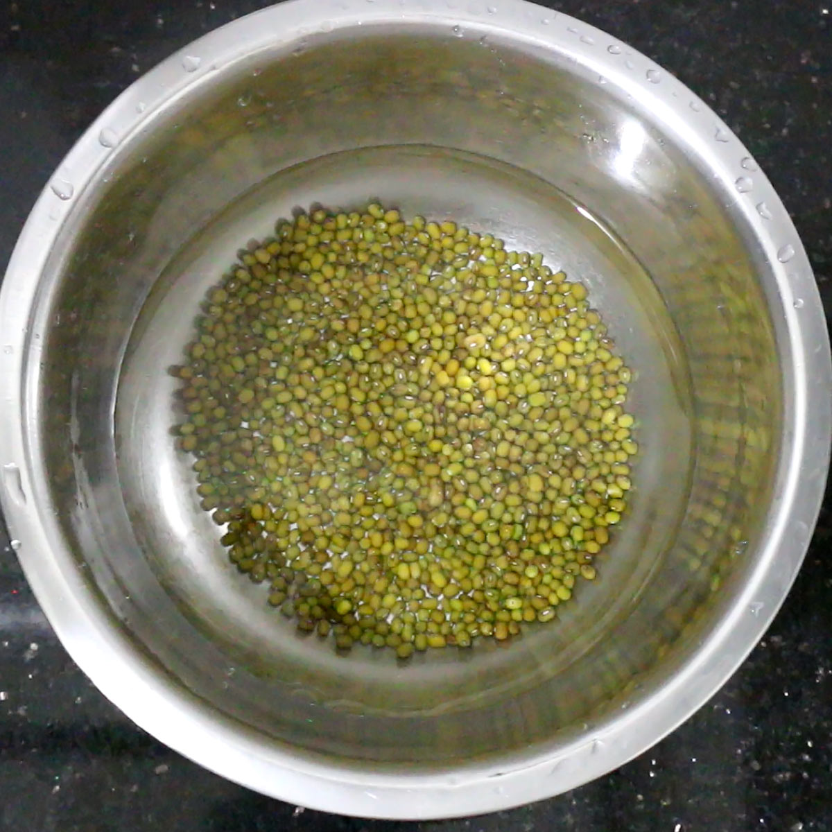 keep mung beans to soak