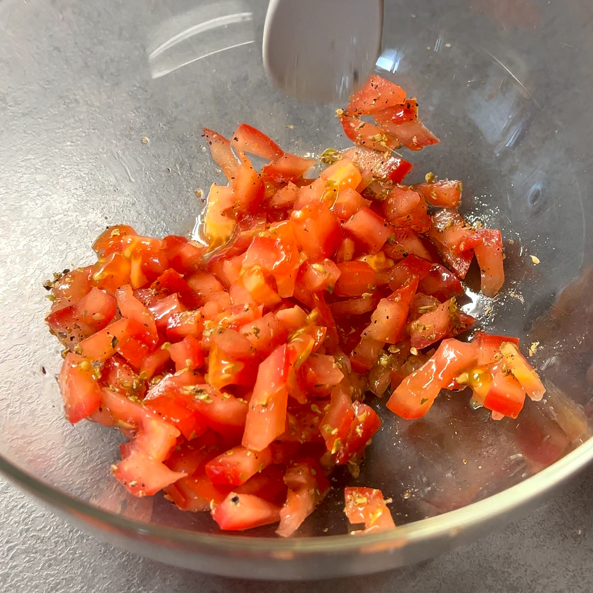 mix and marinate tomatoes