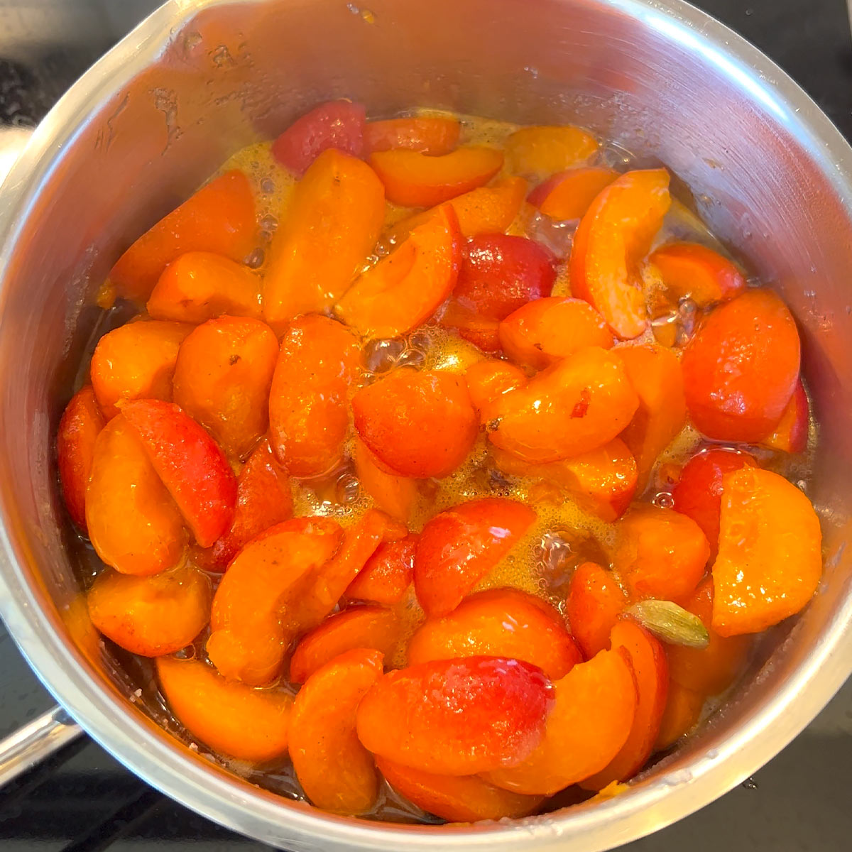 bring apricots to a boil
