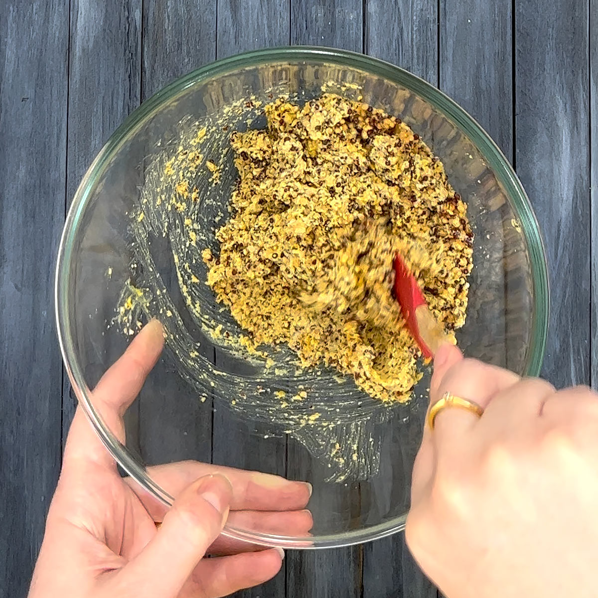mix mustard paste