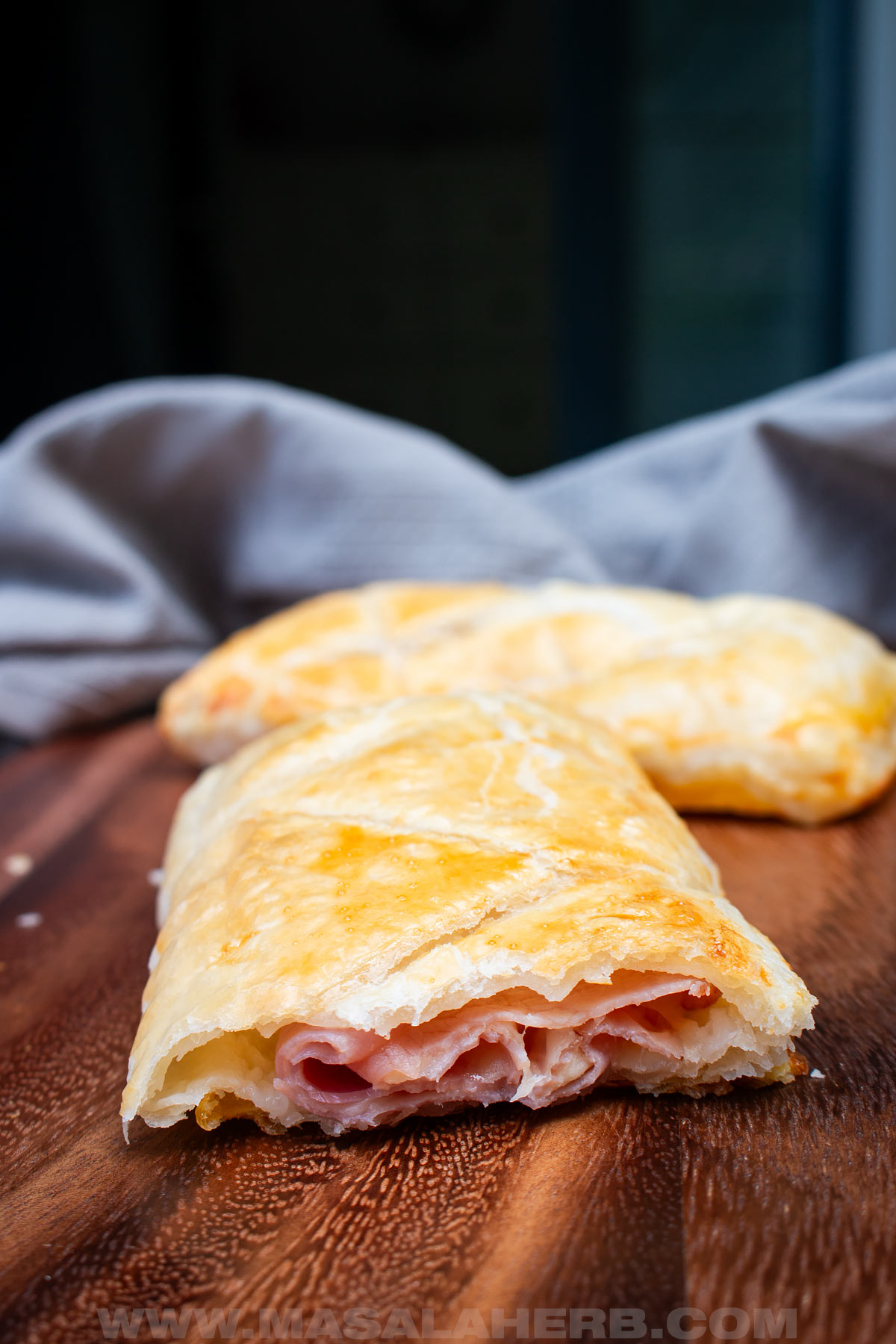 puff pastry hand pies with ham and cheese