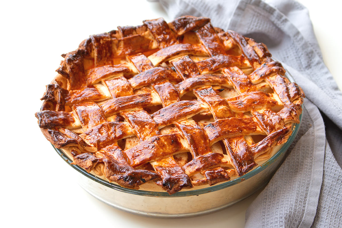 Lattice decorated apple pie