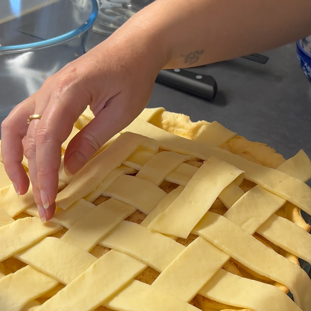 also at the borders and the lattice design will emerge
