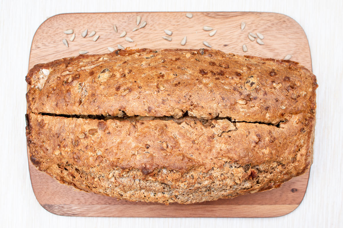 spelt bread loaf