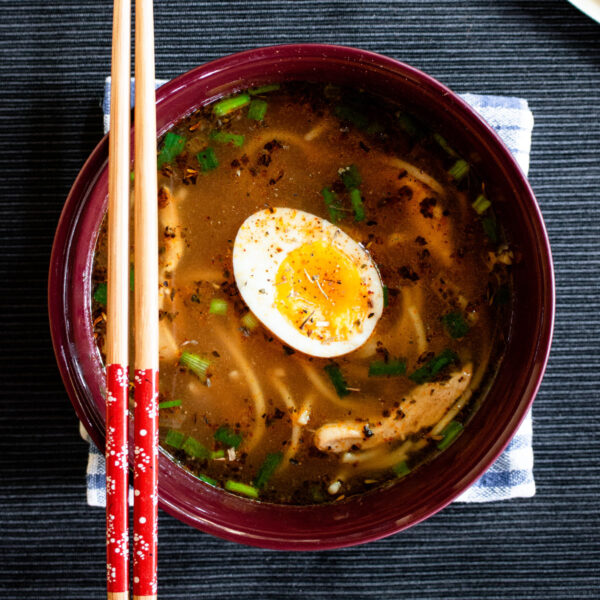 Yat Gaw Mein Soup with Chicken (Yakamein)