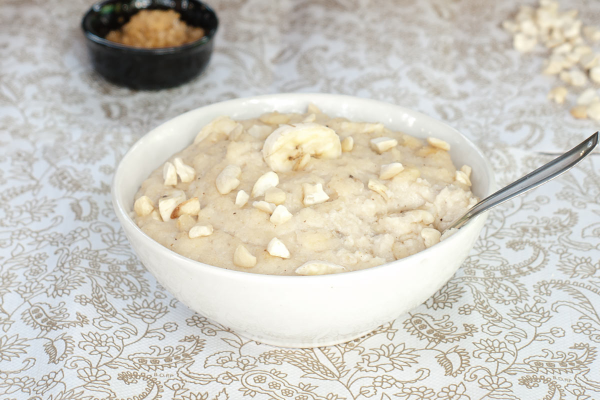 coarse semolina breakfast dish