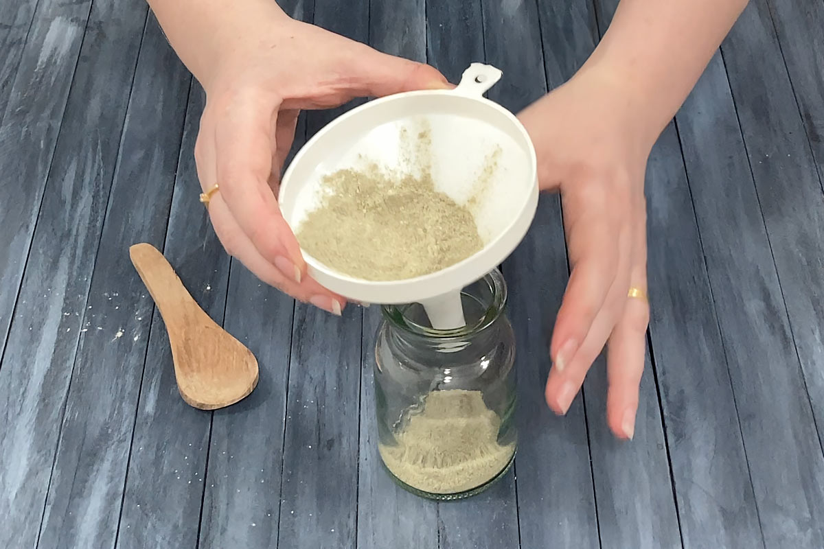 keep seasoning in a jar