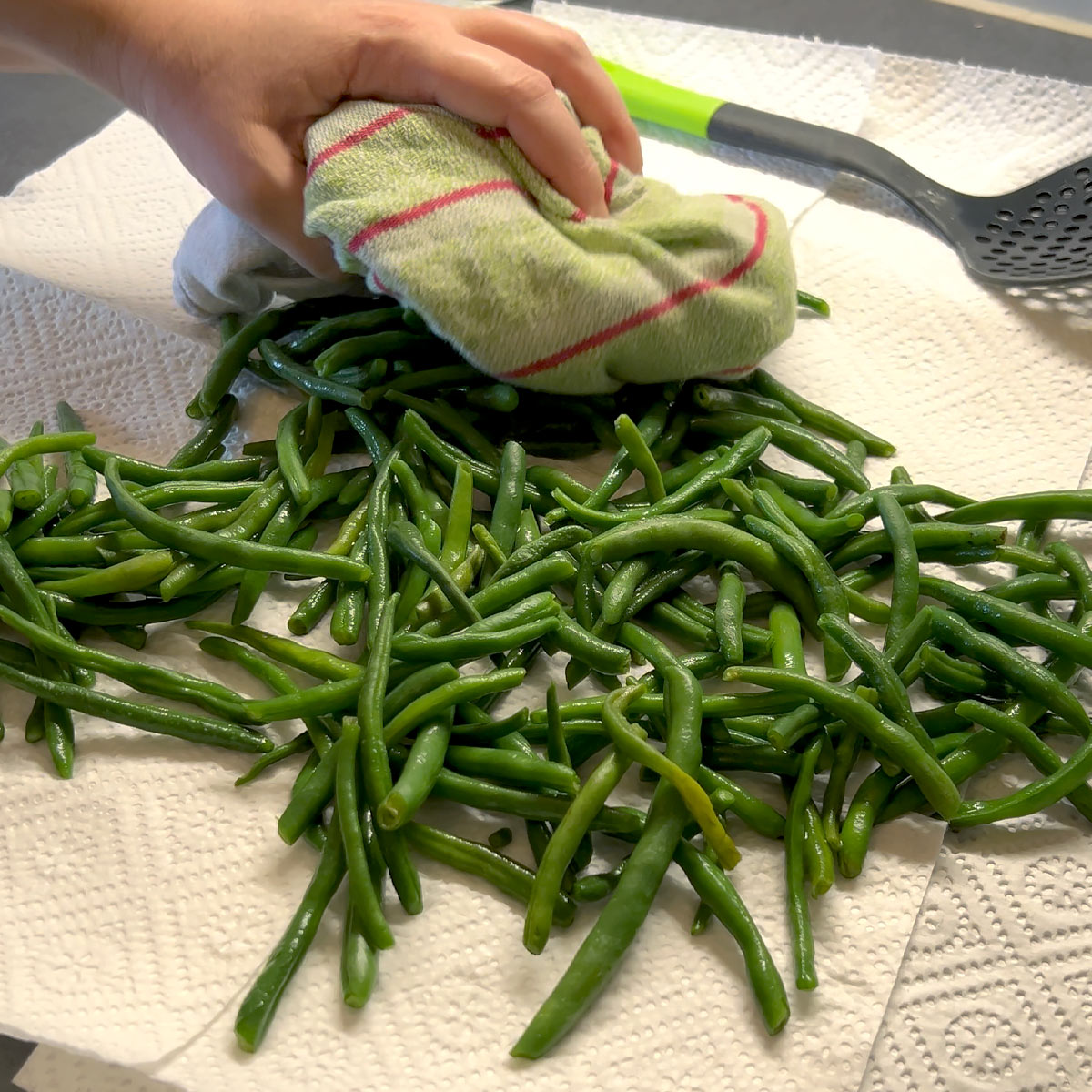 pat dry green beans