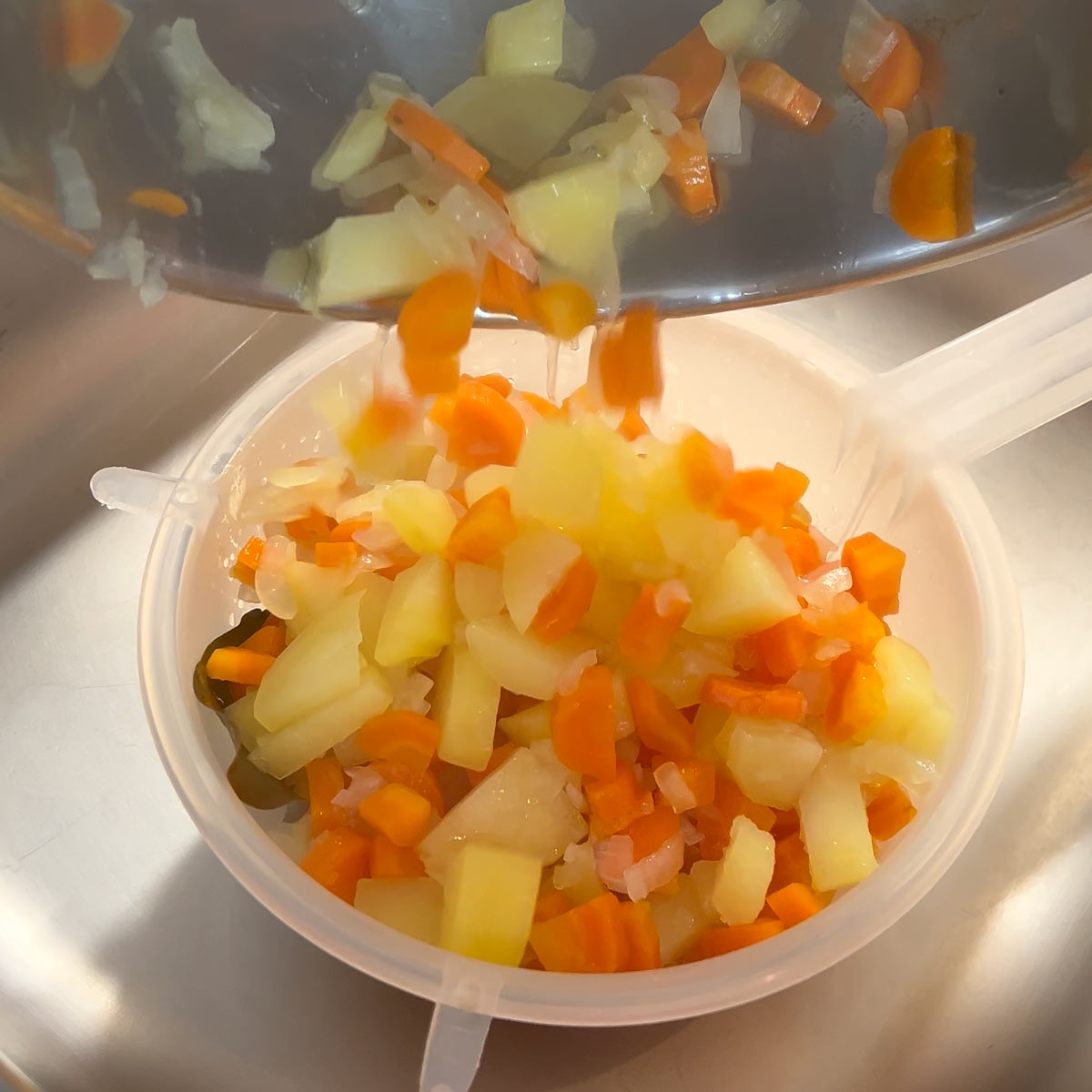 strain boiled vegetables